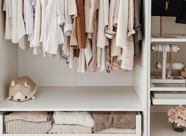 8-closet-pequeno-dicas-para-montar-que-mostram-que-tamanho-não-é-documento Closet pequeno